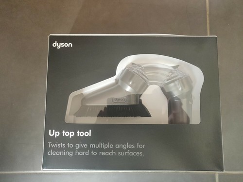 Dyson top tool - up,