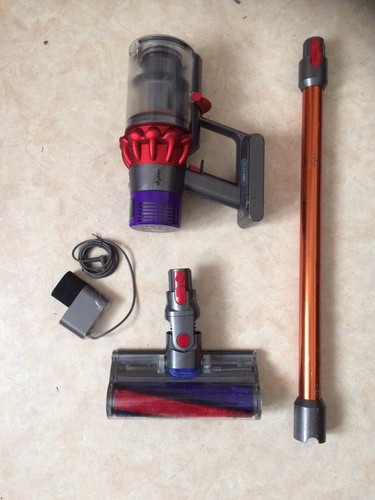 Aspirateur dyson v10 - aspirateur,