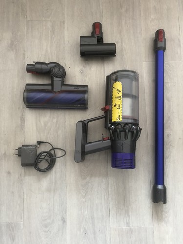Aspirateur dyson v10 absolute - ,